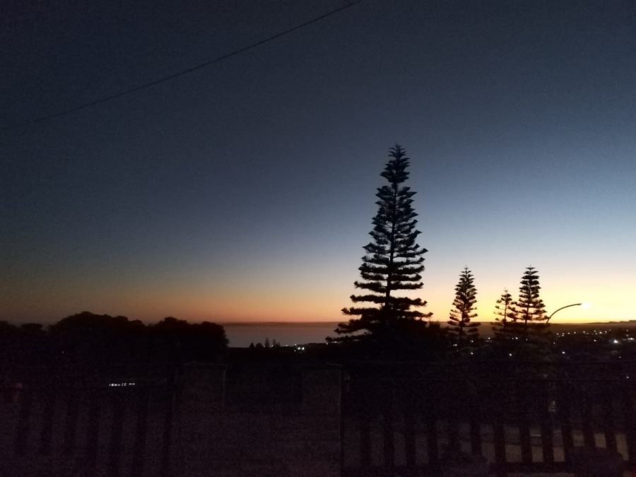 4 Bedroom Property for Sale in Dana Bay Western Cape